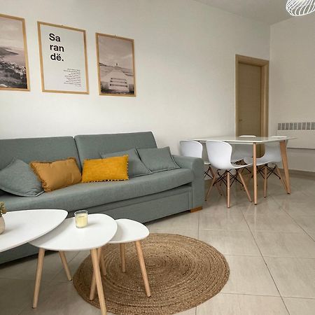 Susy Sea View Apartment Саранда Екстер'єр фото